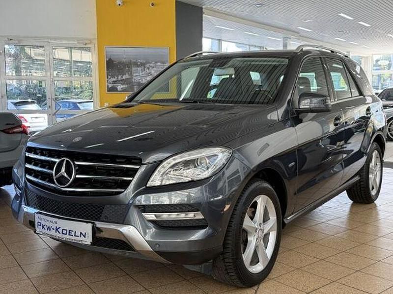Gebraucht Mercedes ML350 258 PS (189 kW) 2013 Grau SUV