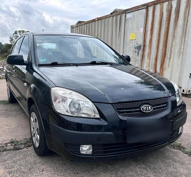 Gebraucht Kia Rio 96 PS (70 kW) 2009 Schwarz Kleinwagen