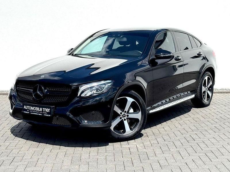 Gebraucht Mercedes GLC250 211 PS (155 kW) 2018 Schwarz Coupé
