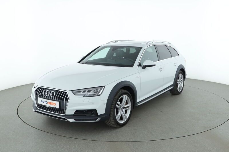 Weiß Gebraucht 2019 Audi A4 Allroad Kombi | 29.540 € (Fairer Preis) - Bild 1/4