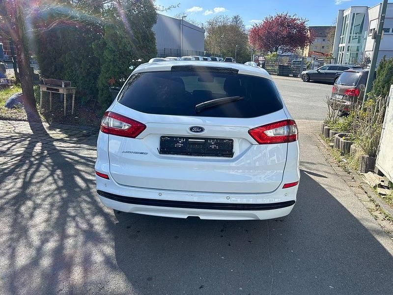 Gebraucht Ford Mondeo Titanium 150 PS (110 kW) 2014 Weiß Limousine