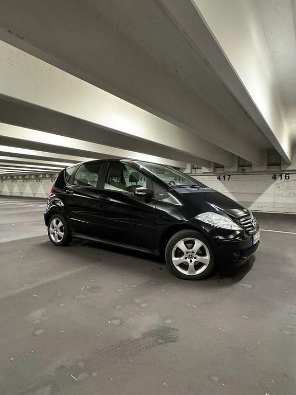 Schwarz Gebraucht 2004 Mercedes A150 Classic Van / Kleinbus | 1.699 € (Guter Preis) - Bild 1/4