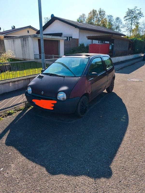 Rot Gebraucht 2002 Renault Twingo Authentique Kleinwagen | 800 € (Fairer Preis) - Bild 1/4