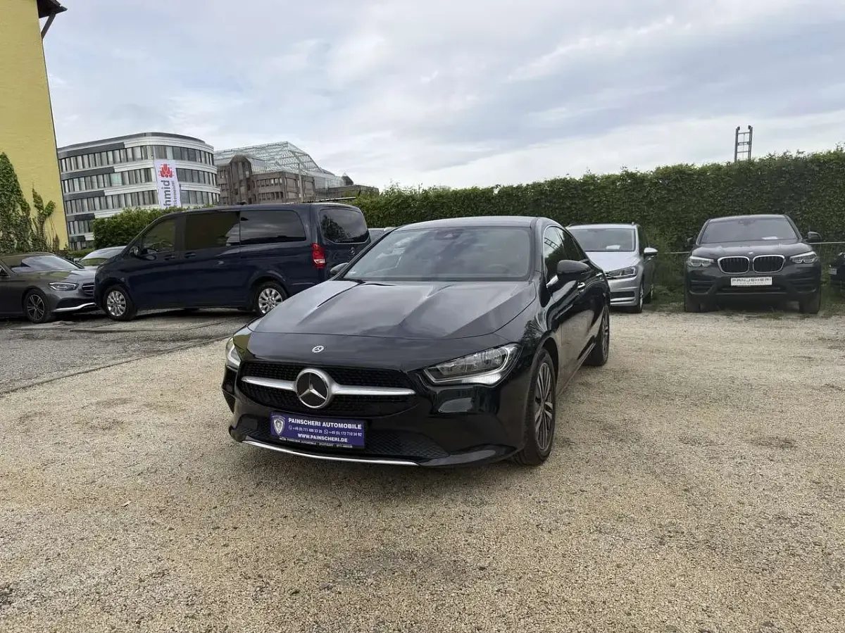 Gebraucht Mercedes CLA200 Progressive 150 PS (110 kW) 2022 Nachtschwarz Coupé