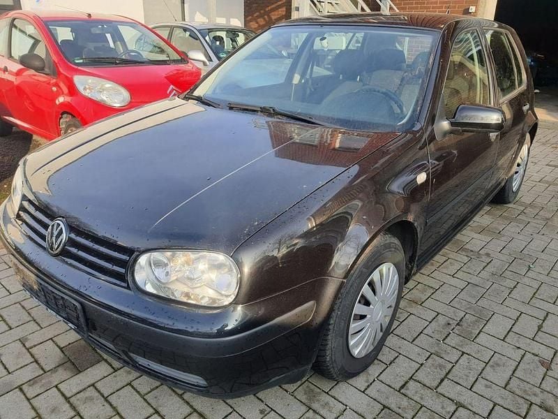 Schwarz Gebraucht 2001 VW Golf Edition Limousine | 1.299 € (Guter Preis) - Bild 1/4
