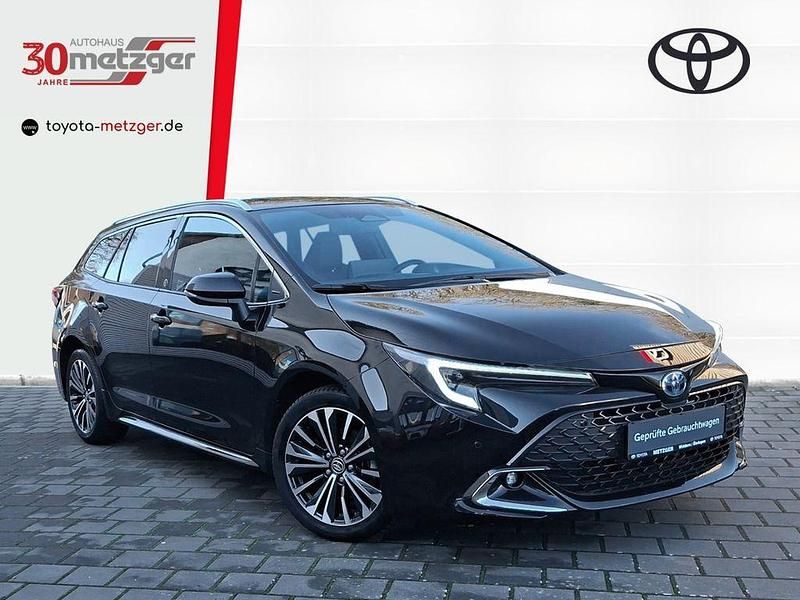 Gebraucht Toyota Corolla Team 141 PS (103 kW) 2025 Schwarz Kombi