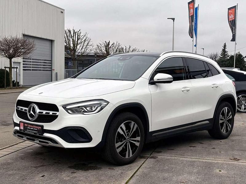 Gebraucht Mercedes GLA250 224 PS (164 kW) 2021 Weiß SUV