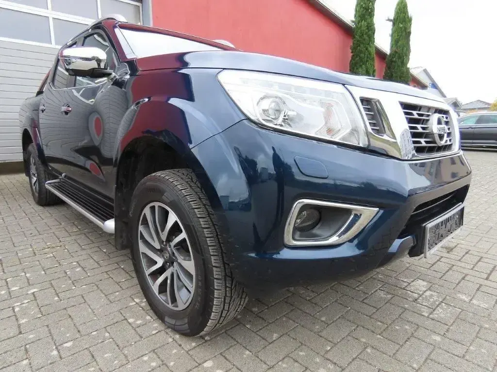 Gebraucht Nissan Navara Tekna 190 PS (139 kW) 2017 Blau Pickup