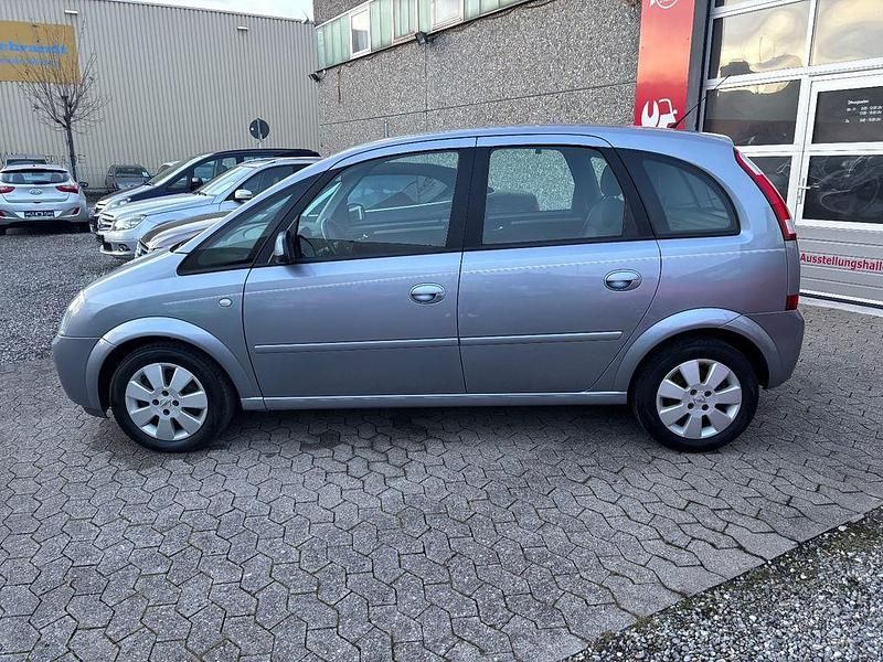 Gebraucht Opel Meriva Cosmo 101 PS (74 kW) 2004 Silber Van / Kleinbus