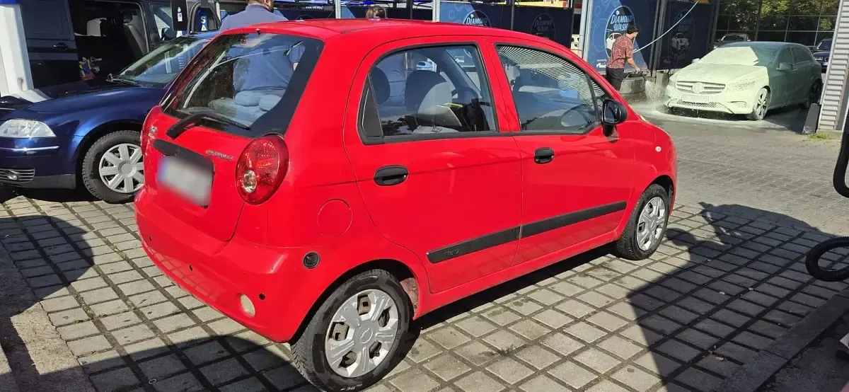 Gebraucht Chevrolet Matiz 51 PS (37 kW) 2010 Rot Kleinwagen