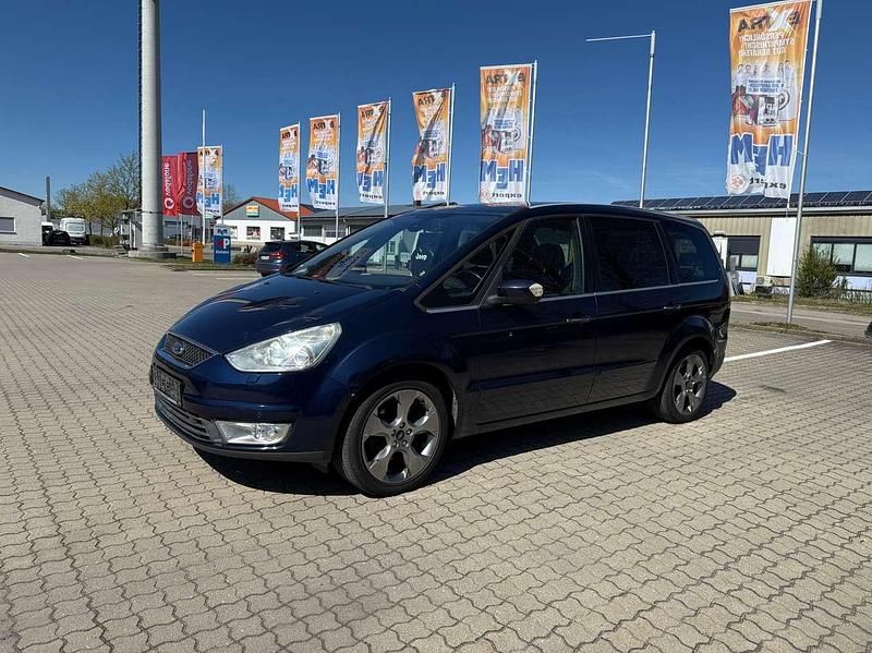 Gebraucht Ford Galaxy Titanium 140 PS (102 kW) 2009 Atlantikblau metallic Van / Kleinbus