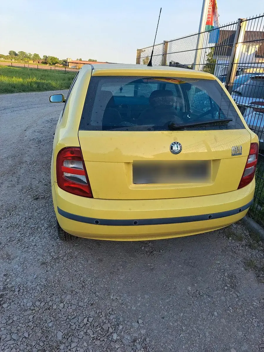 Gebraucht Skoda Fabia 75 PS (55 kW) 2001 Gelb Kleinwagen