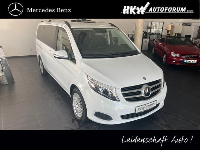 Weiß Gebraucht 2018 Mercedes V250 Van / Kleinbus | 42.990 € (Guter Preis) - Bild 1/4