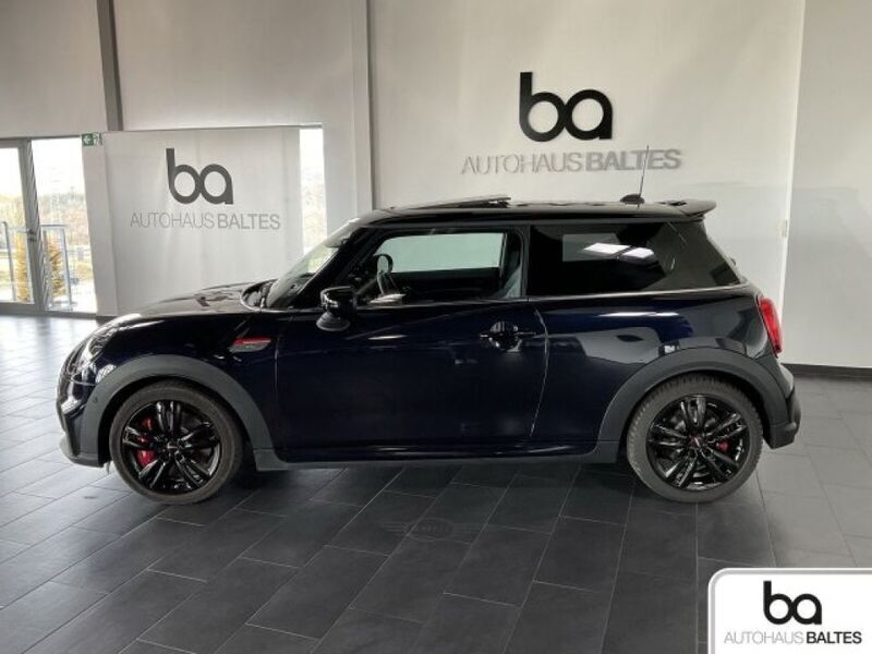 Gebraucht Mini John Cooper Works 231 PS (169 kW) 2024 Enigmatic black met. (metallic) Kleinwagen