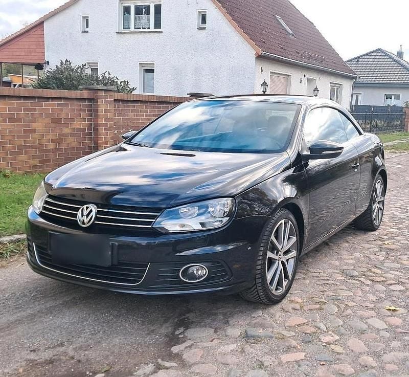 Gebraucht VW Eos 160 PS (117 kW) 2011 Schwarz Cabrio