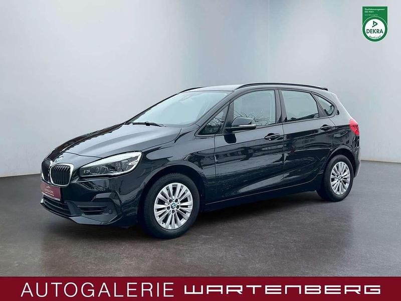 Gebraucht BMW 218 Advantage 140 PS (102 kW) 2020 Blacksapphire metallic Van / Kleinbus