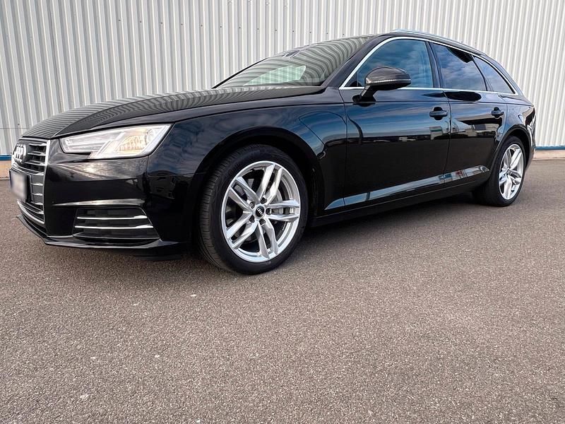 Gebraucht Audi A4 Sport 207 PS (152 kW) 2016 Schwarz Kombi