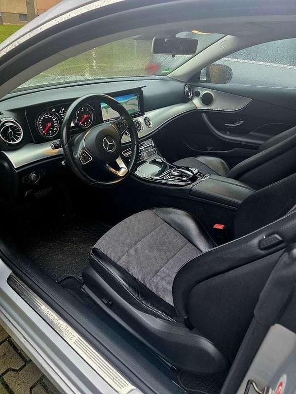 Gebraucht Mercedes E220 AMG 194 PS (142 kW) 2017 Silber Cabrio