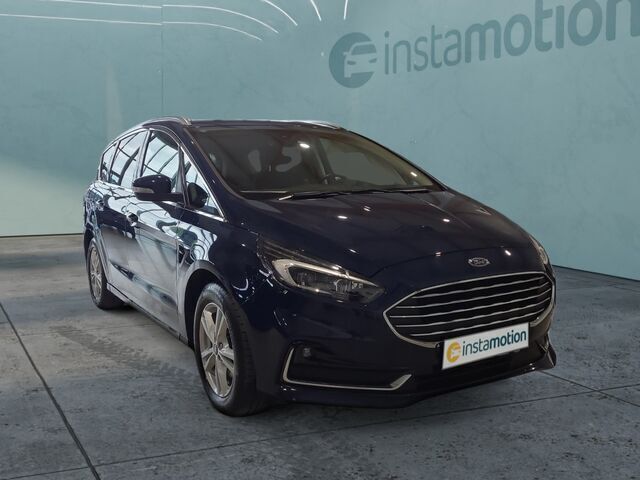 Blau Gebraucht 2022 Ford S-MAX Titanium Van / Kleinbus | 30.740 € (Fairer Preis) - Bild 1/2