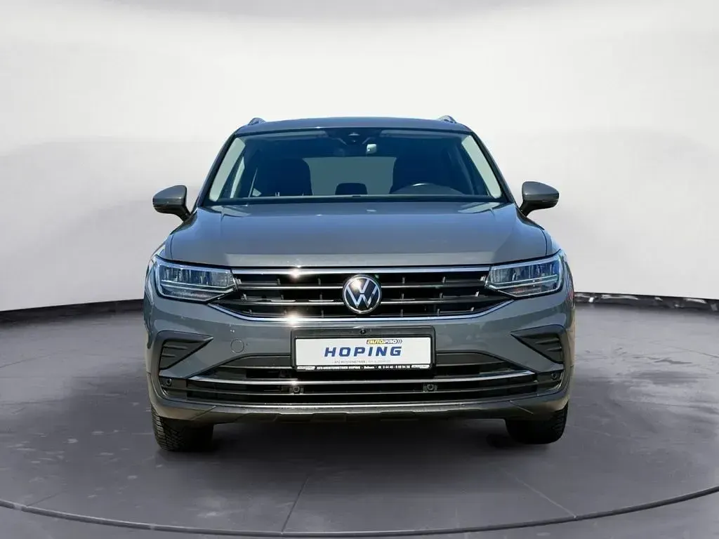 Gebraucht VW Tiguan Active 150 PS (110 kW) 2022 Grau SUV