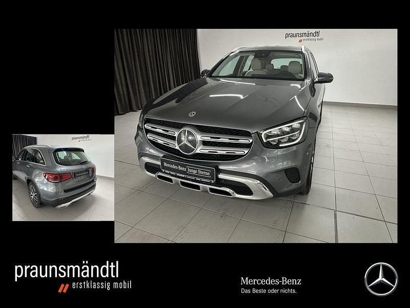 Grau Gebraucht 2021 Mercedes GLC300e Advanced SUV | 31.490 € (Etwas zu teuer) - Bild 1/4