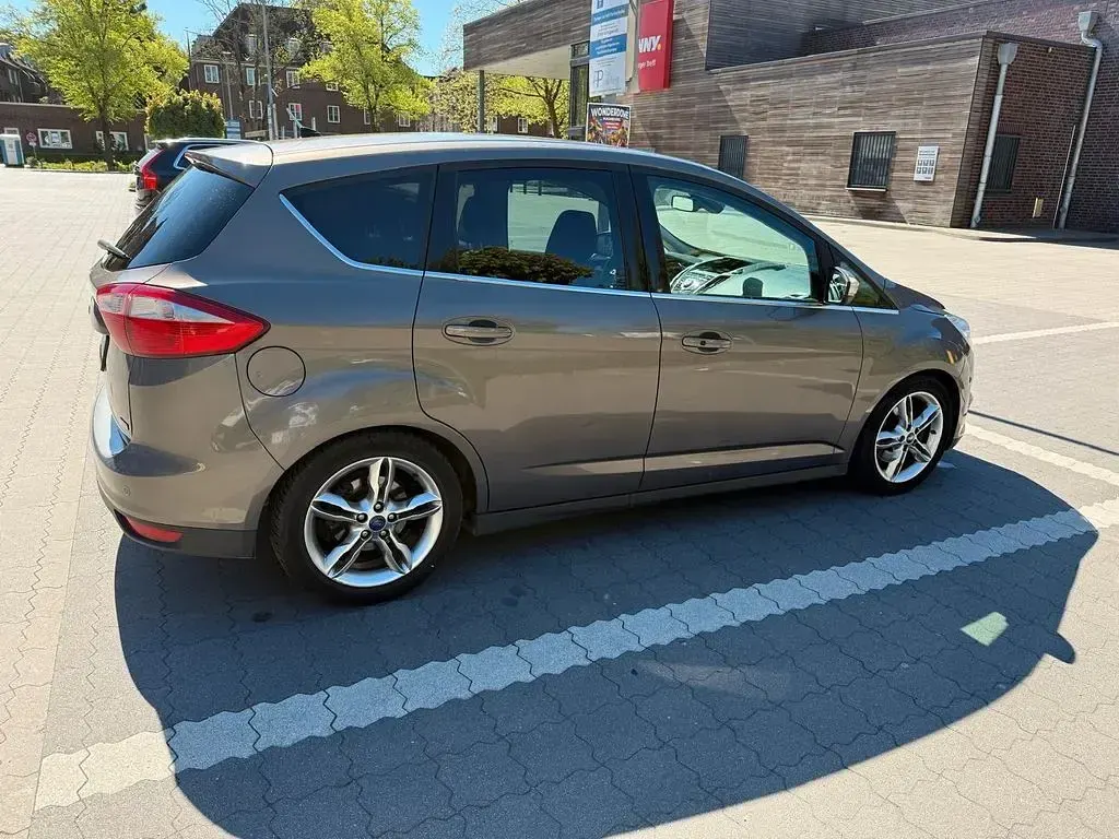 Gebraucht Ford C-MAX 150 PS (110 kW) 2012 Braun Van / Kleinbus
