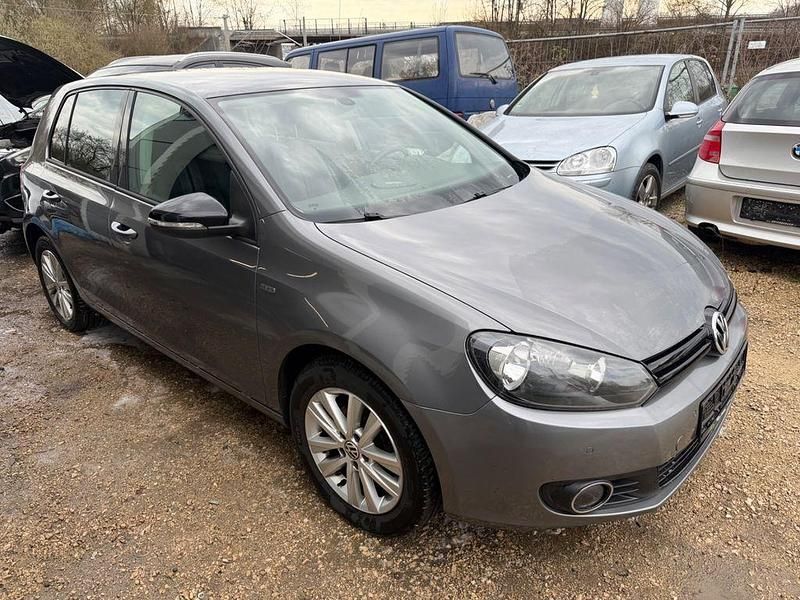 Gebraucht VW Golf VII Match 86 PS (63 kW) 2012 Grau Limousine