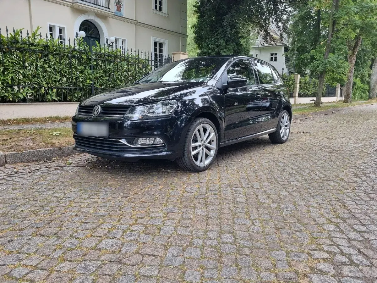 Gebraucht VW Polo Highline 110 PS (80 kW) 2016 Schwarz Limousine