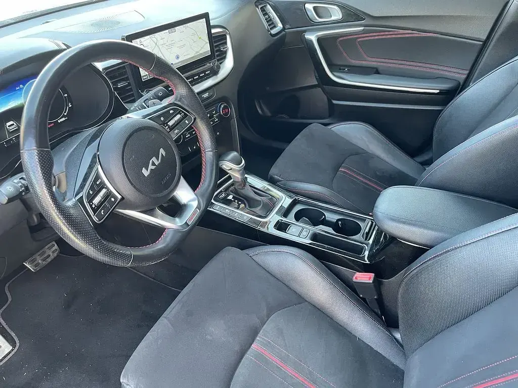 Gebraucht Kia ProCeed GT GT 204 PS (150 kW) 2022 Blau Kleinwagen