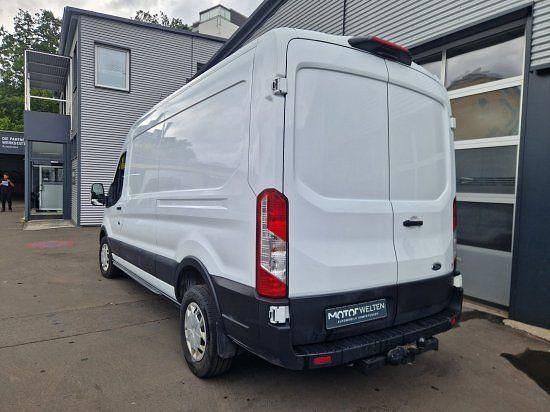 Usado Ford Transit Trend 131 HP (96 kW) 2022 Branco Monovolume