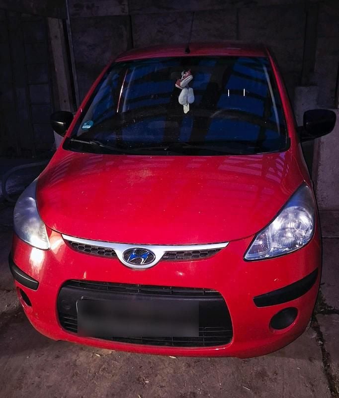 Gebraucht Hyundai i10 77 PS (56 kW) 2008 Rot Kleinwagen