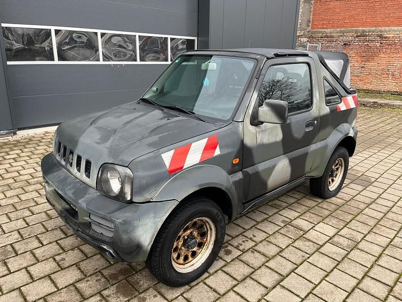 Schwarz Gebraucht 2007 Suzuki Jimny SUV | 5.500 € - Bild 1/4