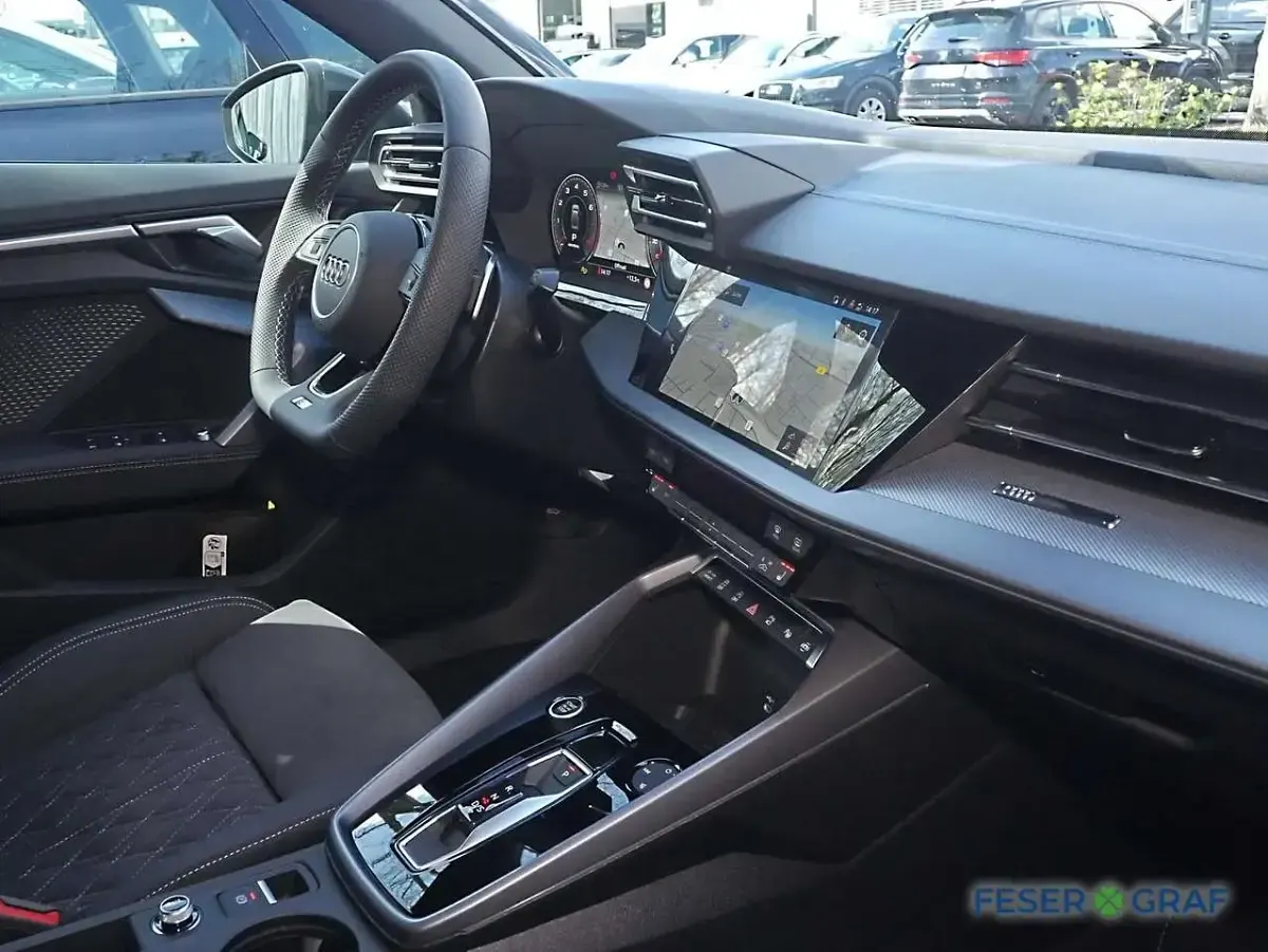 Używany Audi A3 S-Line 150 KM (110 kW) 2025 Szary Sedan/Limuzyna