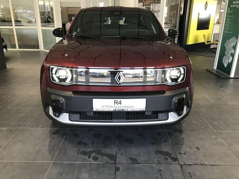 Neu Renault 4 E-Tech Evolution 77 kW (106 PS) 2025 Karmesinrot metallic SUV