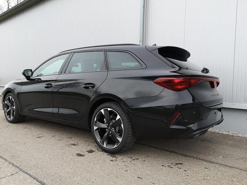 Neu Cupra Leon 190 PS (139 kW) 2025 (midnight schwarz metallic) Kombi