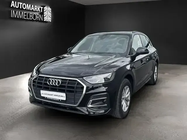 Gebraucht Audi Q5 Sport 235 PS (172 kW) 2022 Schwarz SUV