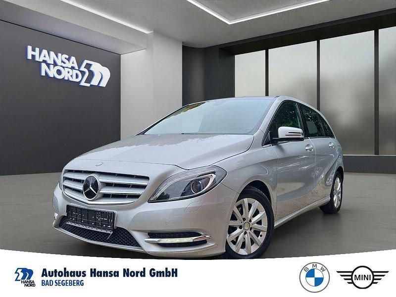 Silber Gebraucht 2012 Mercedes B180 Van / Kleinbus | 10.999 € (Guter Preis) - Bild 1/4