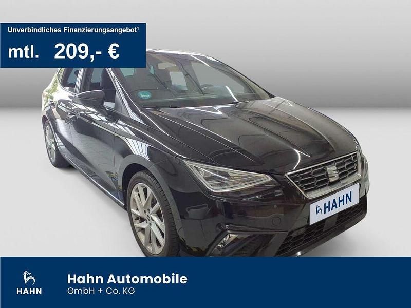 Mitternachtsschwarz Gebraucht 2024 Seat Ibiza FR Limousine | 21.430 € (Fairer Preis) - Bild 1/3
