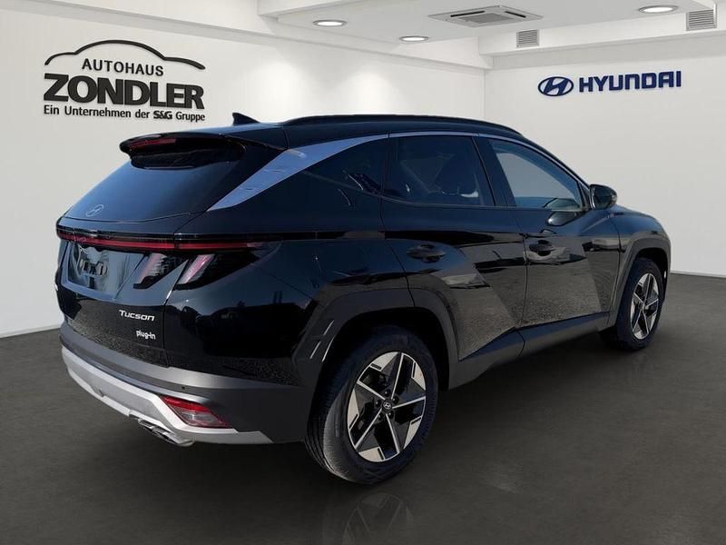 Neu Hyundai Tucson Trend 252 PS (185 kW) 2026 Met (schwarz SUV