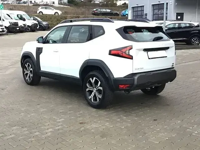 Używany Dacia Duster Expression 131 KM (96 kW) 2025 Biały SUV