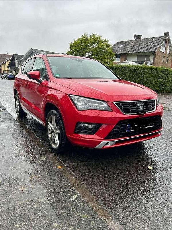 Rot Gebraucht 2019 Seat Ateca FR SUV | 16.880 € (Guter Preis) - Bild 1/4