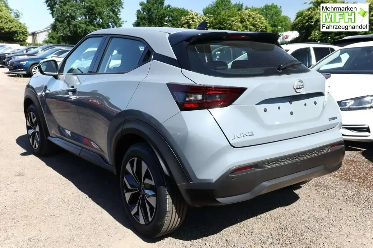 Neu Nissan Juke Acenta 143 PS (105 kW) 2025 Ceramic grey premium SUV