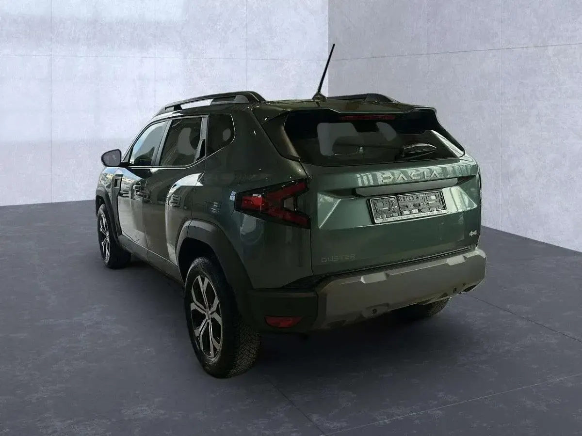 Neu Dacia Duster Expression 131 PS (96 kW) 2025 Zeder grün SUV
