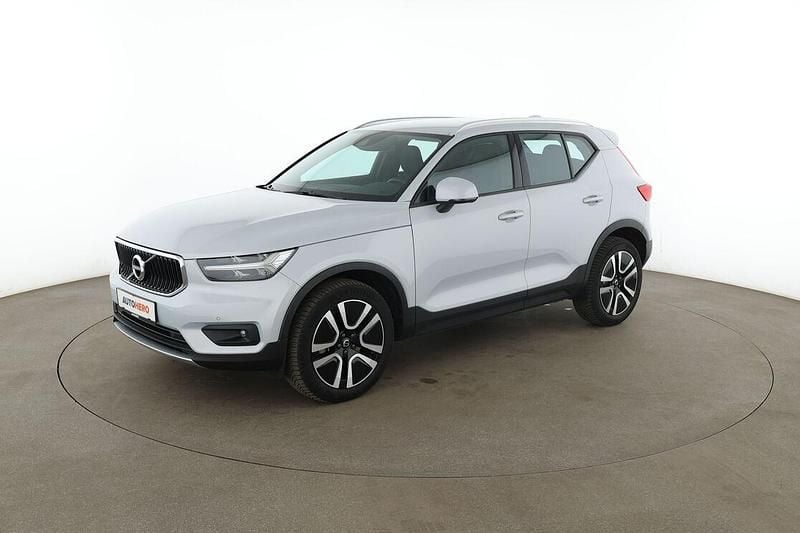 Gebraucht Volvo XC40 Momentum 197 PS (144 kW) 2020 SUV