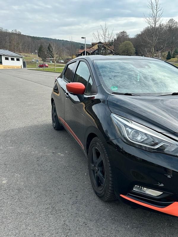 Gebraucht Nissan Micra 90 PS (66 kW) 2017 Schwarz Kleinwagen