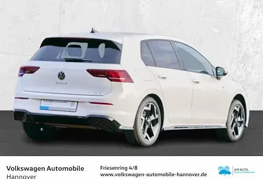 Neu VW Golf VIII R-line 150 PS (110 kW) 2025 Weiß Limousine