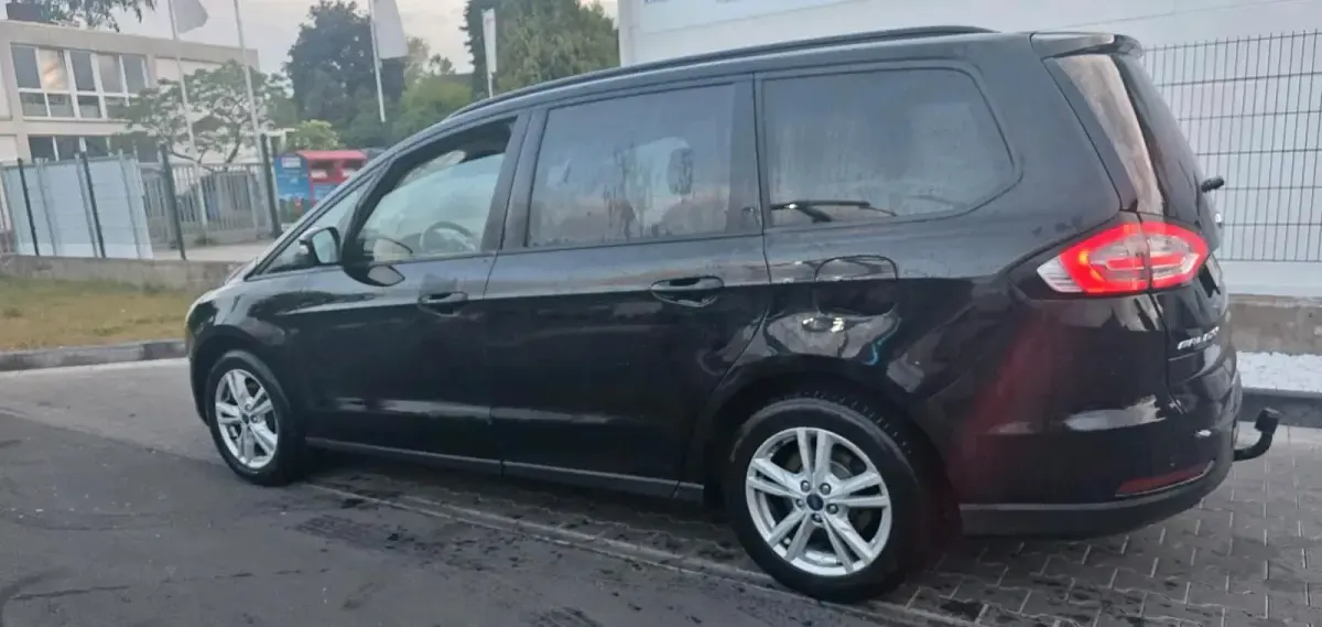 Gebraucht Ford Galaxy Business Edition 150 PS (110 kW) 2018 Schwarz Van / Kleinbus