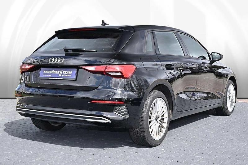 Gebraucht Audi A3 Advanced 116 PS (85 kW) 2024 Schwarz Limousine