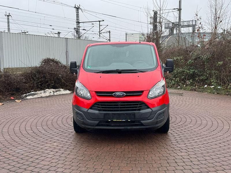 Używany Ford Transit Custom 101 KM (74 kW) 2015 Czerwony Minivan
