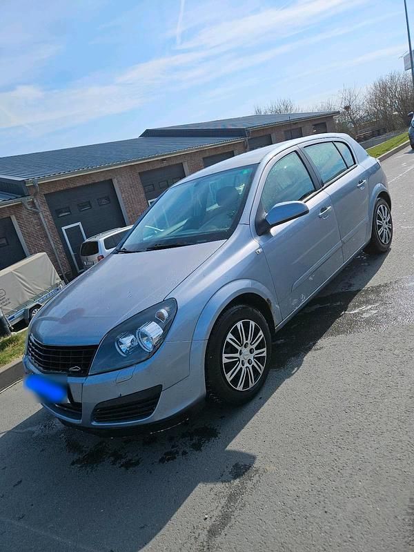 Gebraucht Opel Astra 125 PS (91 kW) 2004 Grau Limousine